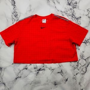Nike red black houndstooth graphic cropped top size medium casual gym shirt